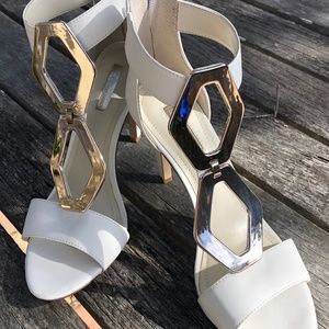 BCBG White Patent Heeled Sandals with Silver Diamond Shaped Embellishments
